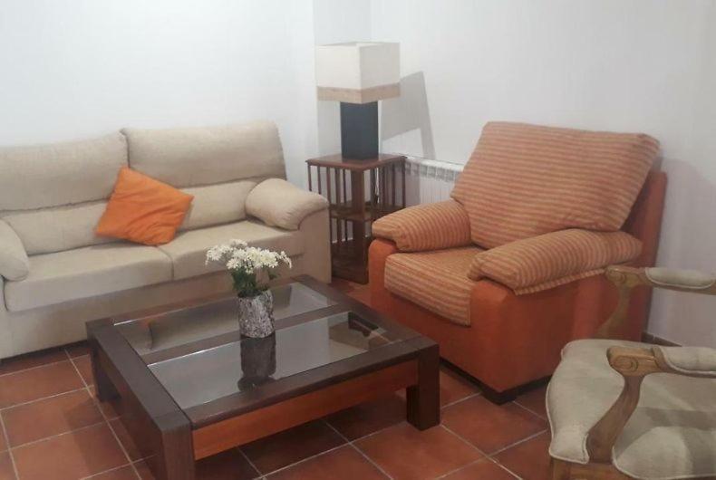 Hostal Los Ojos De Gabriel El Vallecillo Екстер'єр фото
