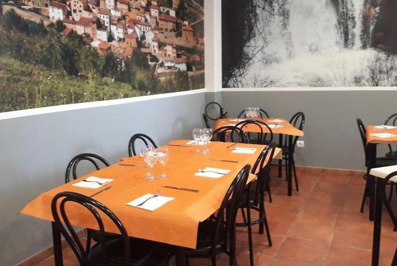 Hostal Los Ojos De Gabriel El Vallecillo Екстер'єр фото